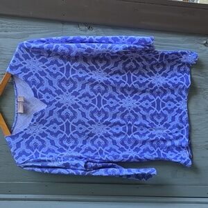 Women's Chico's Size 2 3/4 Sleeve Slight V-Neck Tee